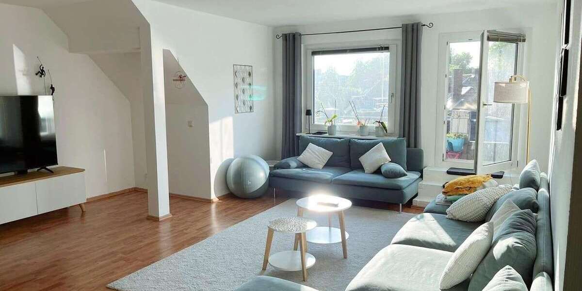 Etagenwohnung Duisburg Altstadt - 3 Zimmer, 165 m&sup2;, 1.450&euro; | Angebot:27031201