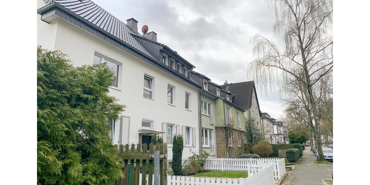 Dachgeschoßwohnung Bochum Wiemelhausen - 2.5 Zimmer, 60 m&sup2;, 540&euro; | Angebot:25220406