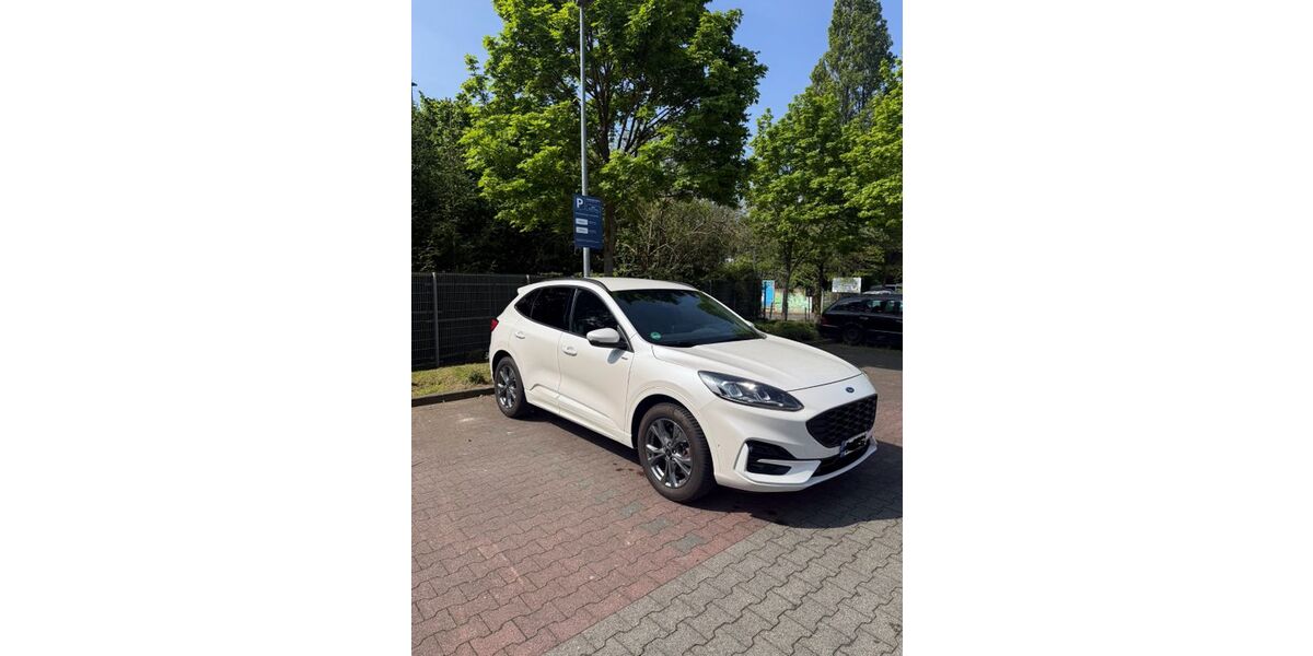 Ford Kuga 40.000 km 21.000 &euro; Düsseldorf 40229