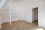 Dachgeschoßwohnung Krefeld Gartenstadt - 3 Zimmer, 75 m&sup2;, 1.000&euro; | Angebot:26167280
