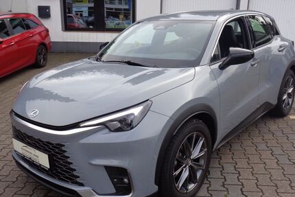 Lexus LBX 6.100 km 37.500 &euro; Mülheim 45481