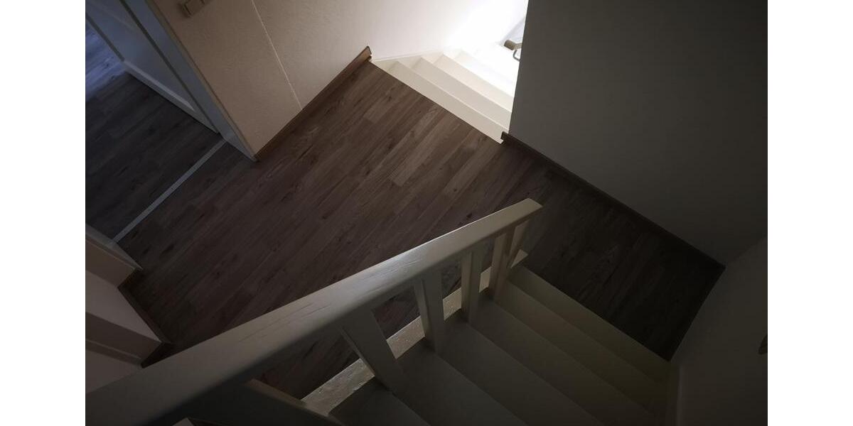 Maisonettenwohnung Duisburg Rheinhausen - 4 Zimmer, 124 m&sup2;, 1.300&euro; | Angebot:24652210