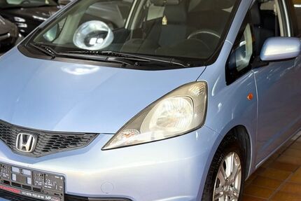 Honda Jazz 110.000 km 4.390 &euro; Oberhausen 46145