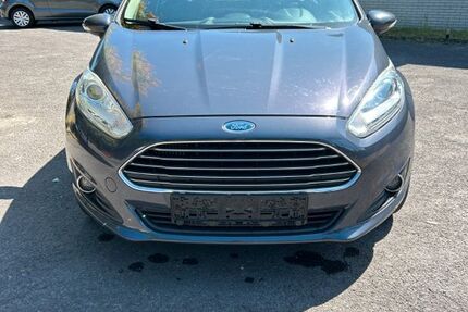 Ford Fiesta 157.000 km 2.999 &euro; Duisburg 47239