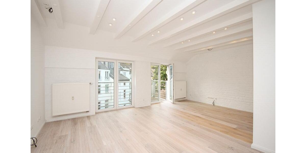 Dachgeschoßwohnung Düsseldorf Stadtbezirk 2 - 2 Zimmer, 89 m&sup2;, 1.600&euro; | Angebot:24889835