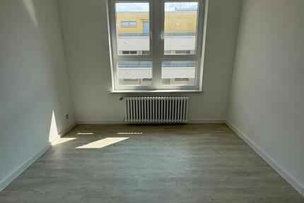 Mehrfamilienhaus mit Ladenlokal zimmer