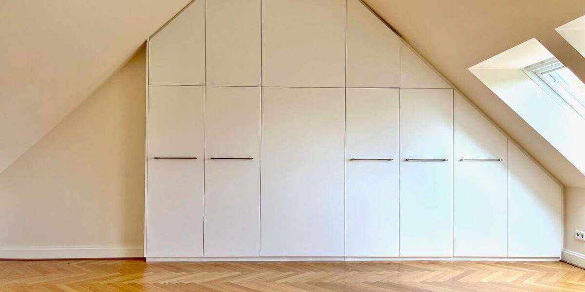 Cecilienallee: Premium-Maisonette mit Rheinblick, Klima, Einbauküche und Tiefgarage 3 zimmer