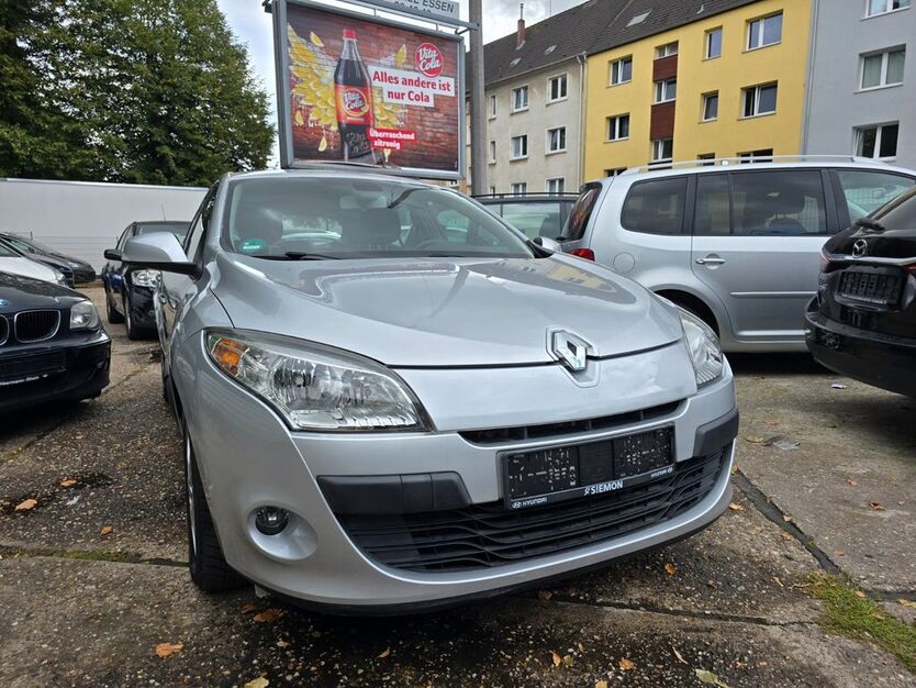 Renault Megane 72.000 km 6.400 € Essen 45144