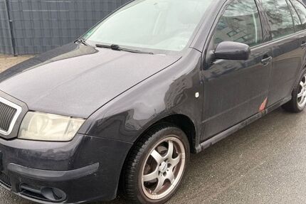Skoda Fabia 148.000 km 555 &euro; Essen 45356
