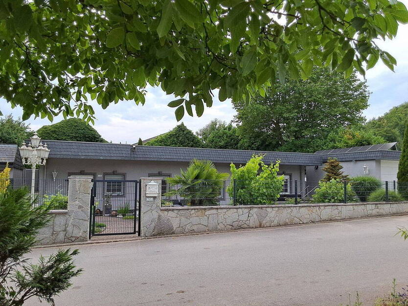 Bungalow mit seperat zugänglichem Apartment