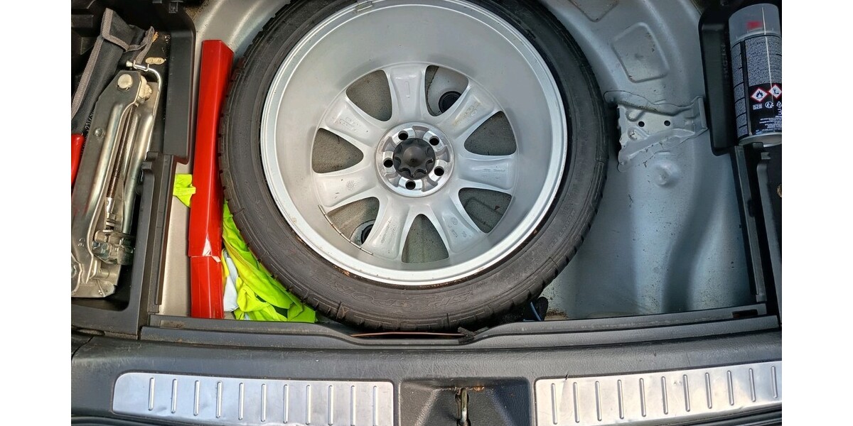 Toyota Avensis 215.000 km 7.000 &euro; Dinslaken 46535