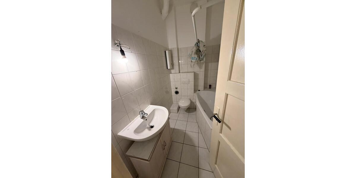 Etagenwohnung Duisburg Duisburg-Mitte - 2 Zimmer, 60 m&sup2;, 580&euro; | Angebot:25541364