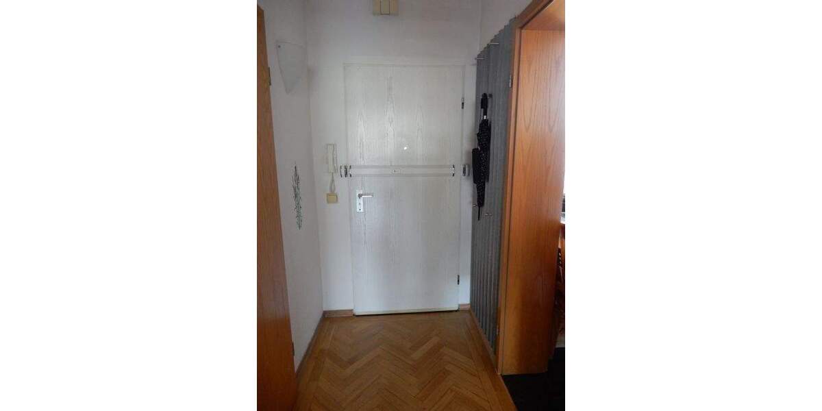 Etagenwohnung Krefeld Fischeln - 3 Zimmer, 82 m&sup2;, 185.000&euro; | Angebot:24789625