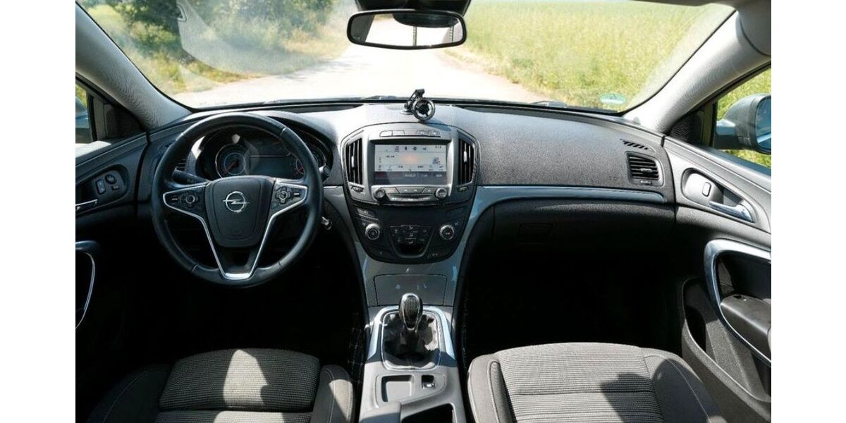 Opel Insignia 126.000 km 7.200 &euro; Bochum 44894