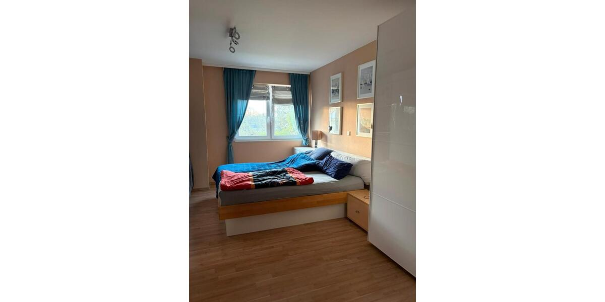 Dachgeschoßwohnung Herne Wanne-Bickern - 3.5 Zimmer, 87 m&sup2;, 900&euro; | Angebot:26165943
