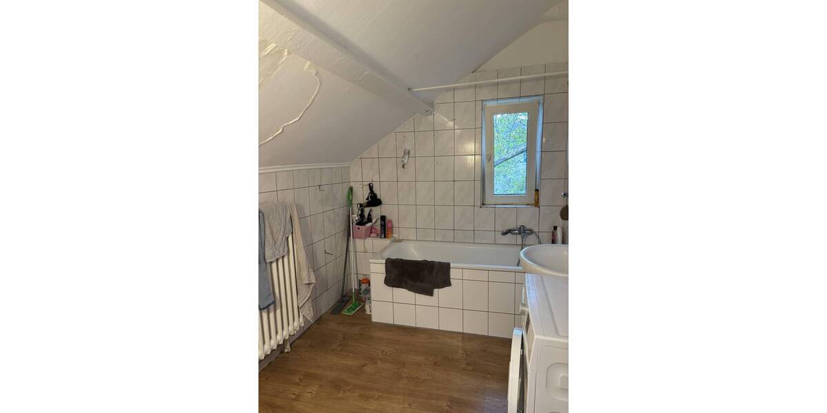 Mehrfamilienhaus, Wohnhaus Krefeld Cracau - 9 Zimmer, 265 m&sup2;, 380.000&euro; | Angebot:24037783