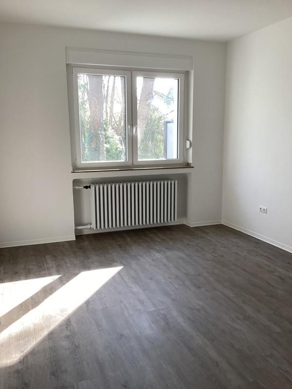 Komm nach Heiligenhaus: renovierte 2 Zimmer mit Balkon zimmer