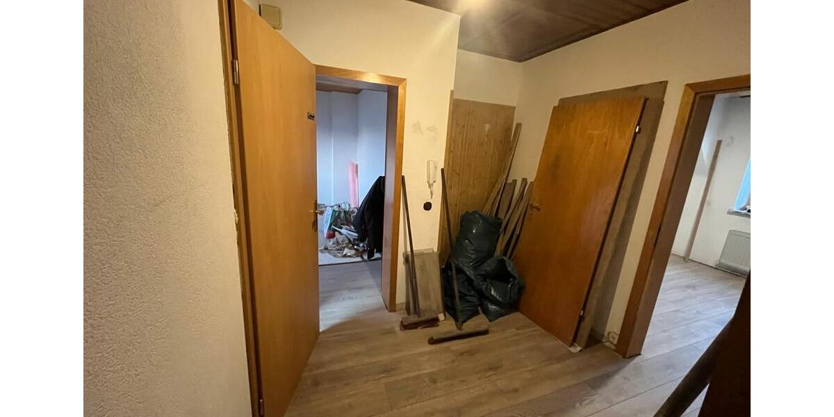 Dachgeschoßwohnung Oberhausen Osterfeld - 3.5 Zimmer, 75 m&sup2;, 650&euro; | Angebot:26237035
