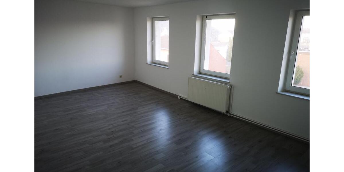 Maisonettenwohnung Duisburg Rheinhausen - 4 Zimmer, 124 m&sup2;, 1.300&euro; | Angebot:24652210