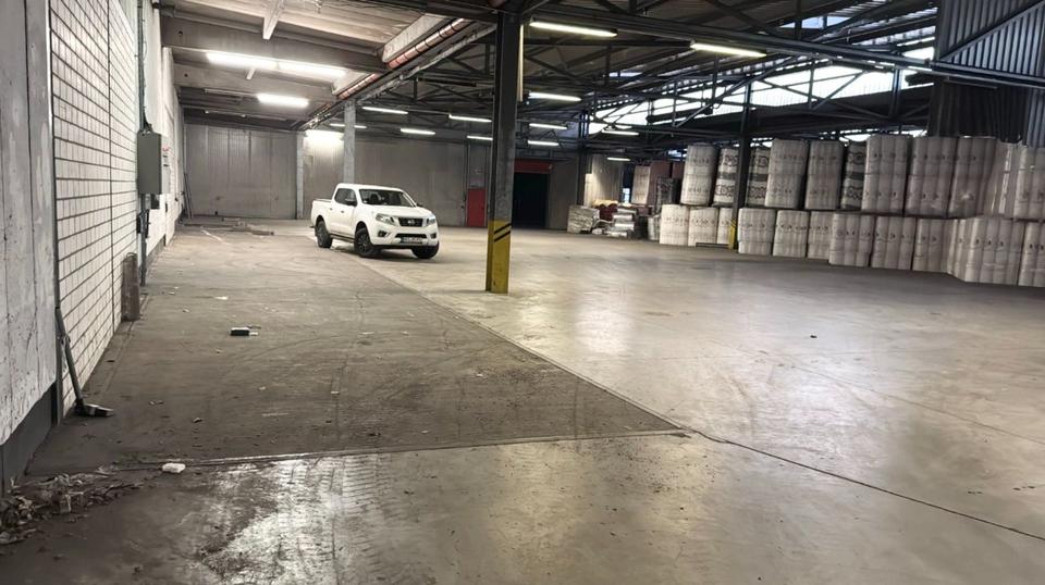 Halle Lagerhalle Gewerbehalle Werkstatt Schepersweg 46485 Wesel zimmer