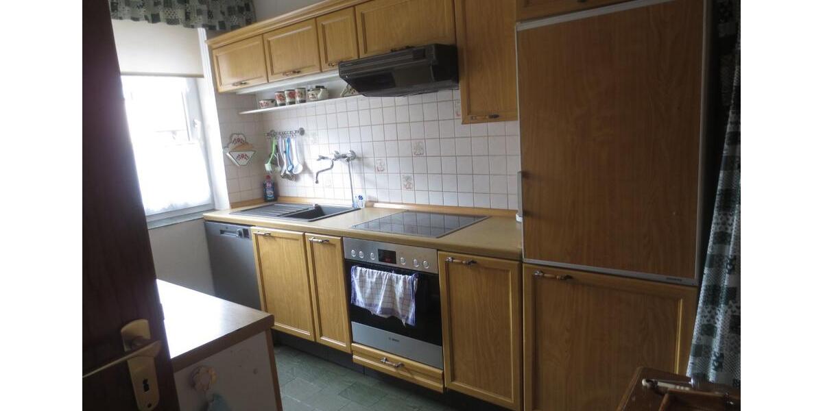 Zweifamilienhaus auf Erbpacht (ca. 110€ im Monat) in RE 7 zimmer