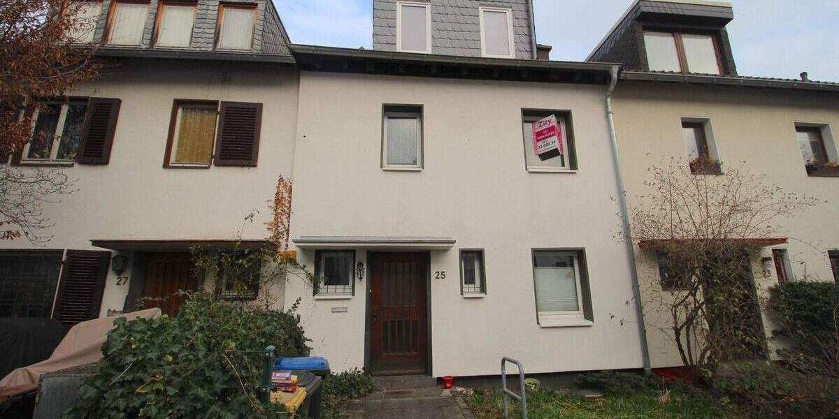 Reihenmittelhaus Düsseldorf Stockum - 4 Zimmer, 105 m&sup2;, 800.000&euro; | Angebot:25769451