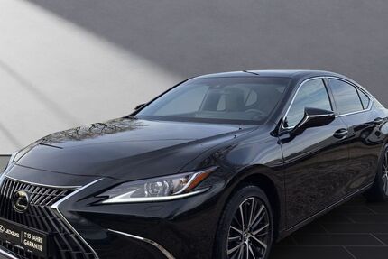 Lexus ES 300 3.500 km 45.900 &euro; Wesel 46485
