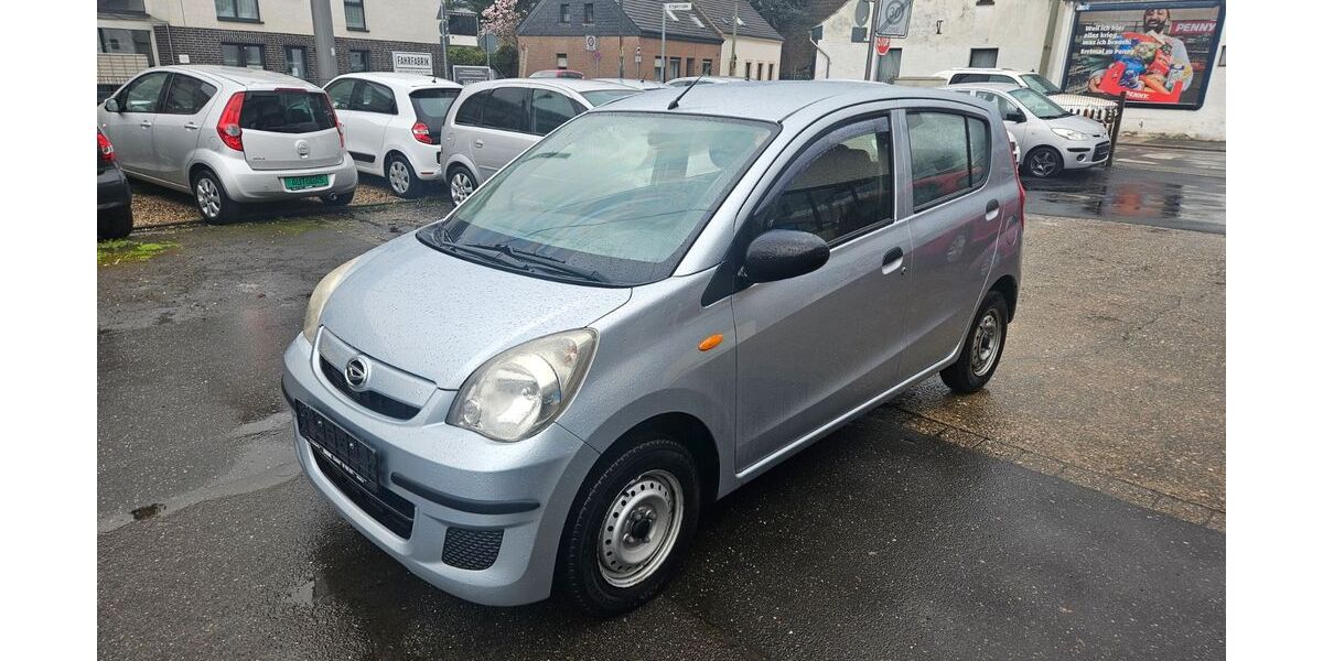 Daihatsu Cuore 161.000 km 1.599 &euro; Krefeld 47807