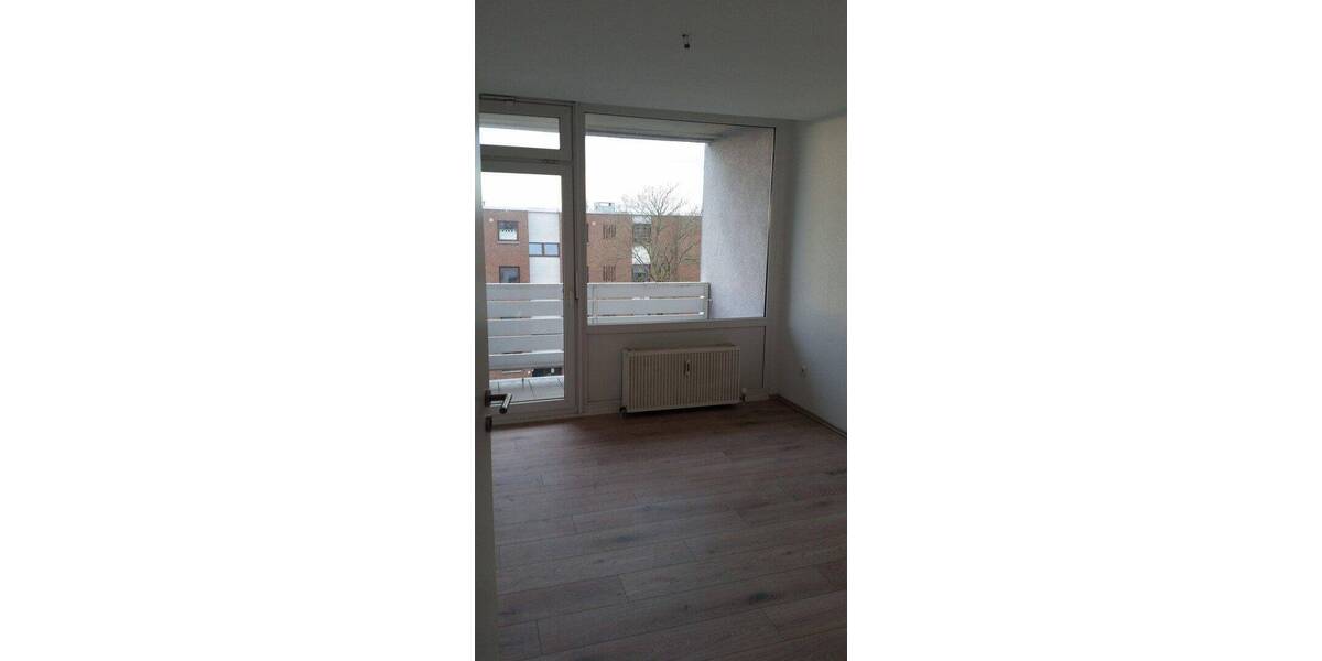 Etagenwohnung Moers Hochstraß - 3 Zimmer, 73 m&sup2;, 675&euro; | Angebot:26886404