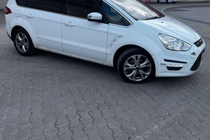 Ford S-Max 190.000 km 5.990 &euro; Düsseldorf 40595