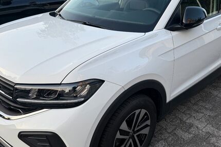 VW T-Cross 16.800 km 18.990 &euro; Herne 44649