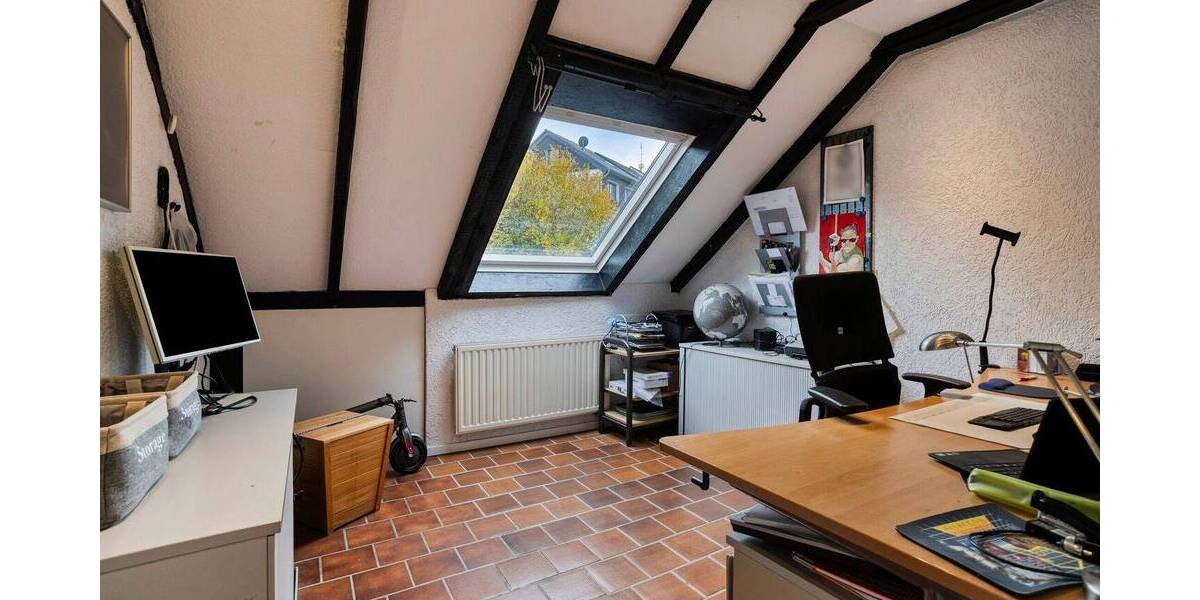 Reihenendhaus Mülheim an der Ruhr Mitte-Ost - 7 Zimmer, 184 m&sup2;, 559.000&euro; | Angebot:23935655