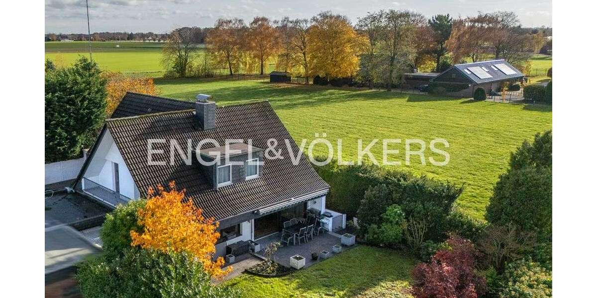 Einfamilienhaus Krefeld Benrad - 6.5 Zimmer, 211 m&sup2;, 675.000&euro; | Angebot:25213034