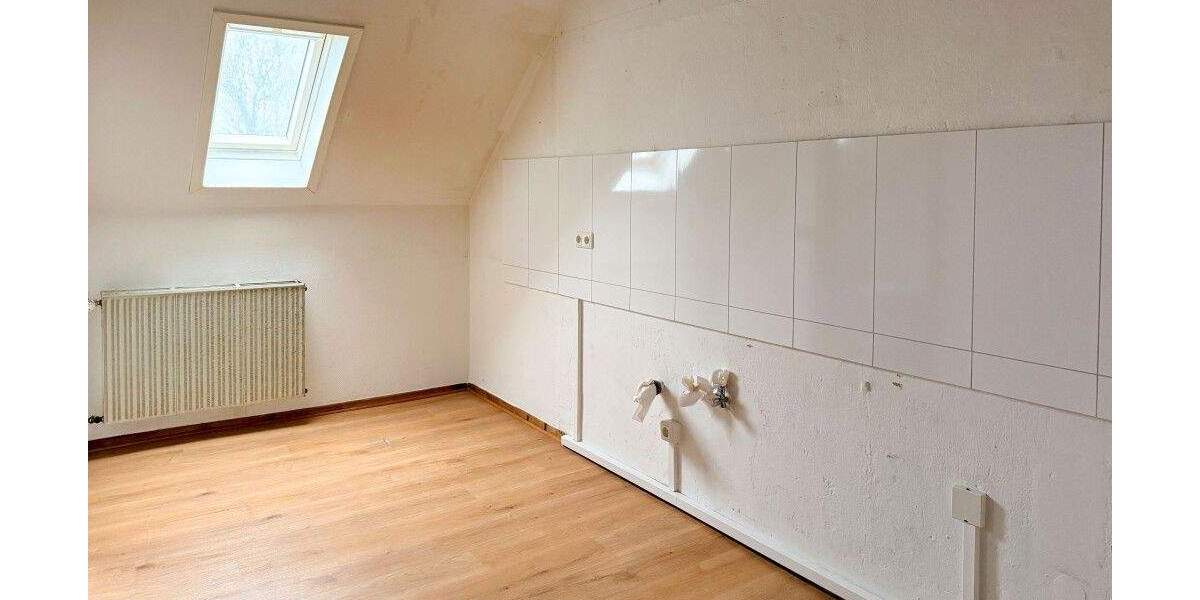 Etagenwohnung Velbert Mitte - 3 Zimmer, 85 m&sup2;, 850&euro; | Angebot:25630347