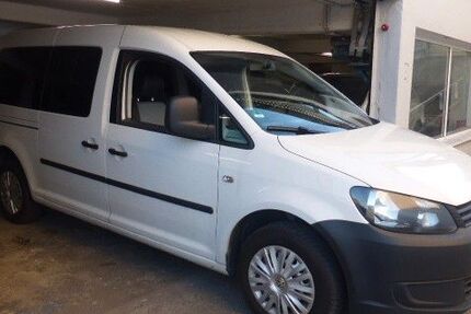 VW Caddy 355.000 km 5.250 € Düsseldorf 40223