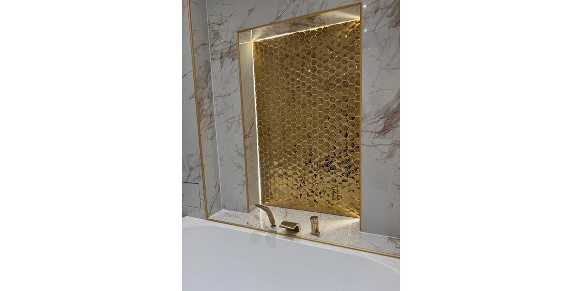 Luxus 2 Zimmer Wohnung m. Einbauküche u. 2 Bädern! 2.5 zimmer