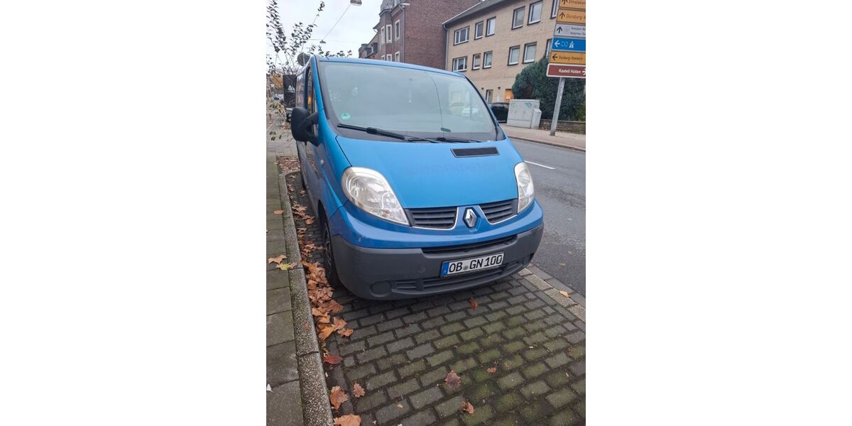 Renault Trafic 184.685 km 5.000 &euro; Oberhausen 46147