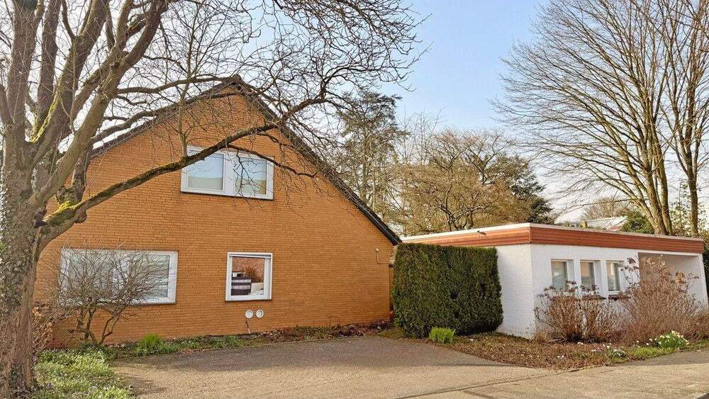 Einfamilienhaus Moers Utfort - 5 Zimmer, 203 m&sup2;, 400.000&euro; | Angebot:25604307