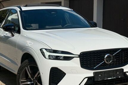 Volvo XC60 68.000 km 33.840 &euro; Düsseldorf 40468