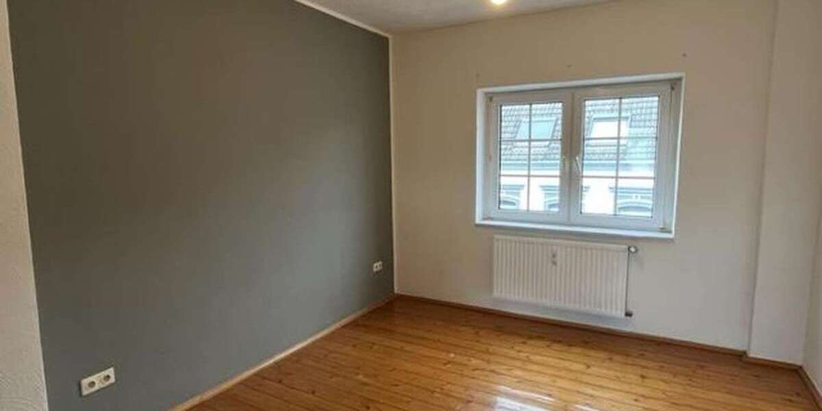 Etagenwohnung Krefeld Cracau - 2 Zimmer, 55 m&sup2;, 420&euro; | Angebot:27135532