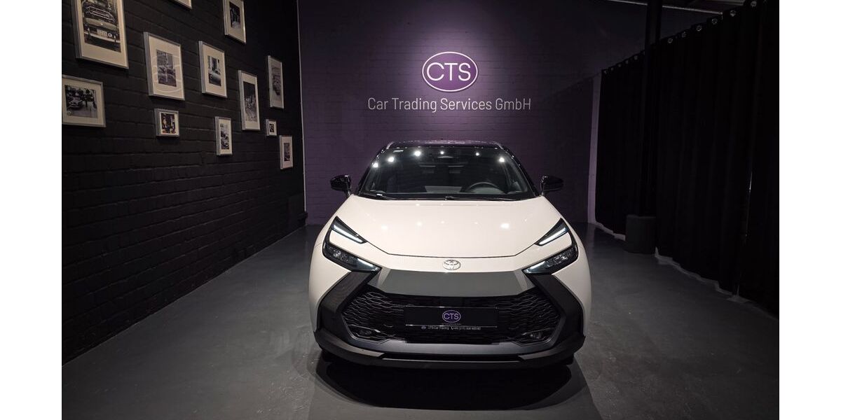 Toyota C-HR 5.530 km 33.200 &euro; Düsseldorf 40476