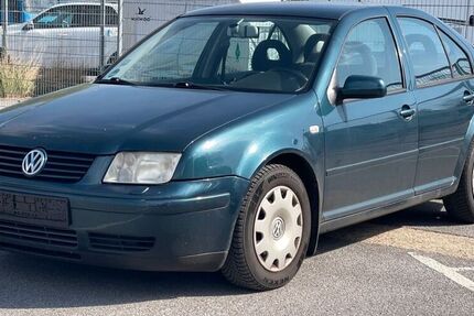 VW Bora