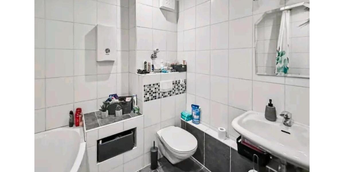 Dachgeschoßwohnung Krefeld Dießem - 3 Zimmer, 77 m&sup2;, 165.000&euro; | Angebot:26404510