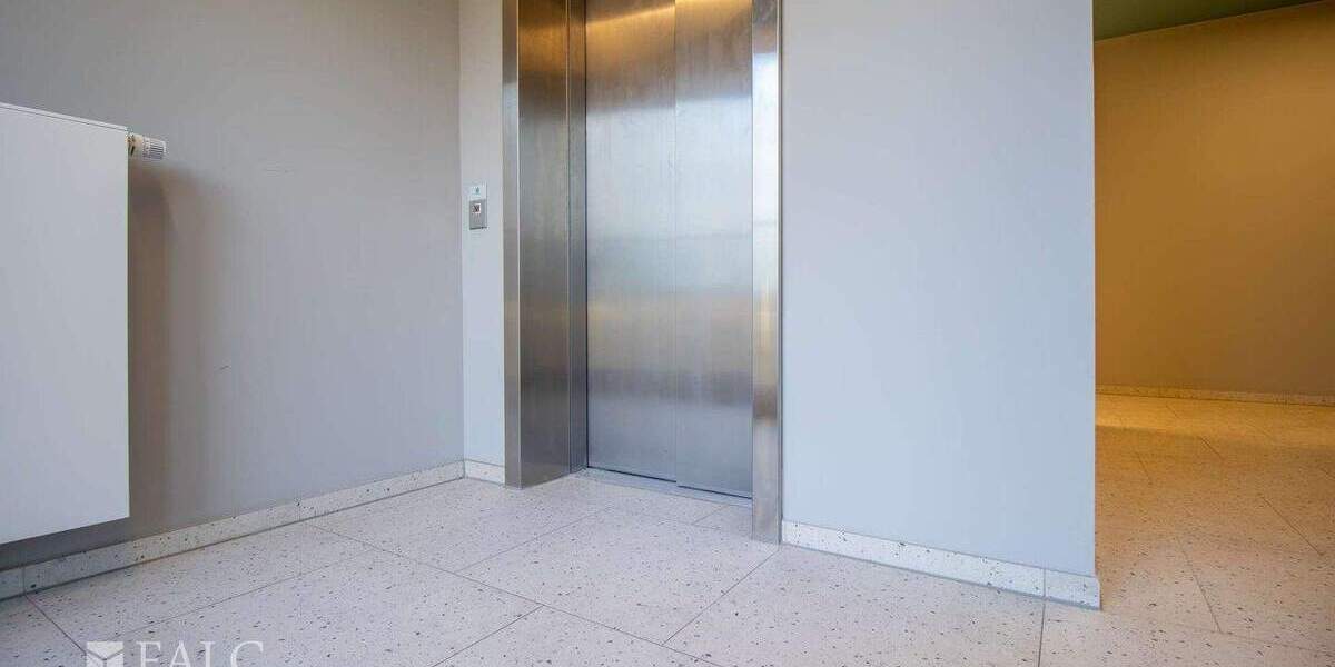 Etagenwohnung Düsseldorf Unterbilk - 2 Zimmer, 49 m&sup2;, 579.000&euro; | Angebot:25166566