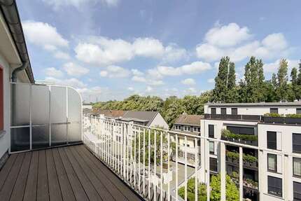 Wohnung Düsseldorf Pempelfort - 2 Zimmer, 82 m&sup2;, 1.380&euro; | Angebot:26971488