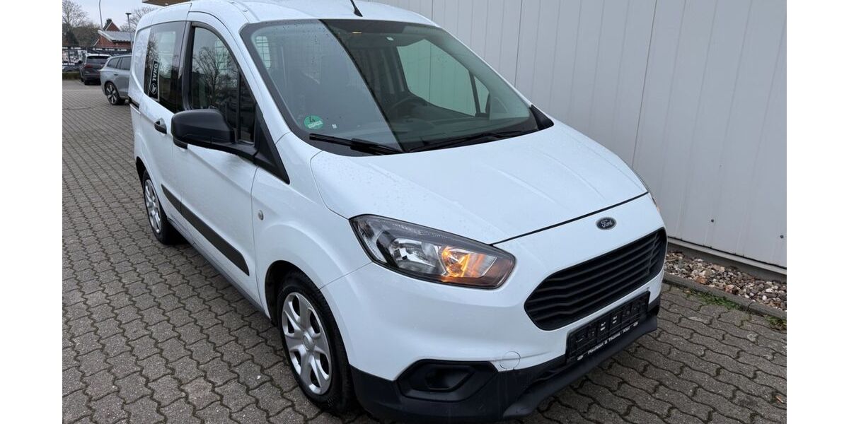 Ford Tourneo Courier 148.000 km 7.999 &euro; Wesel 46485