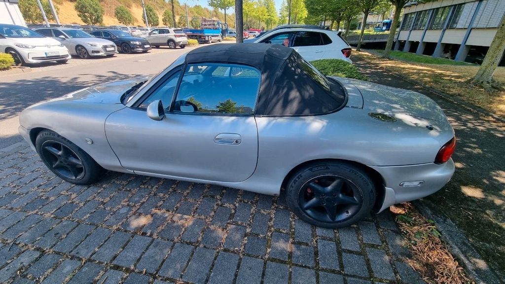 Mazda MX-5 270.000 km 4.500 &euro; Düsseldorf 40472
