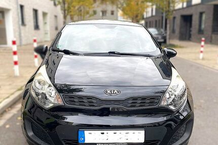 Kia Rio 59.950 km 6.790 &euro; Düsseldorf 40227