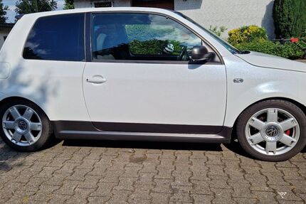 VW Lupo 191.000 km 5.490 &euro; Bochum 44869