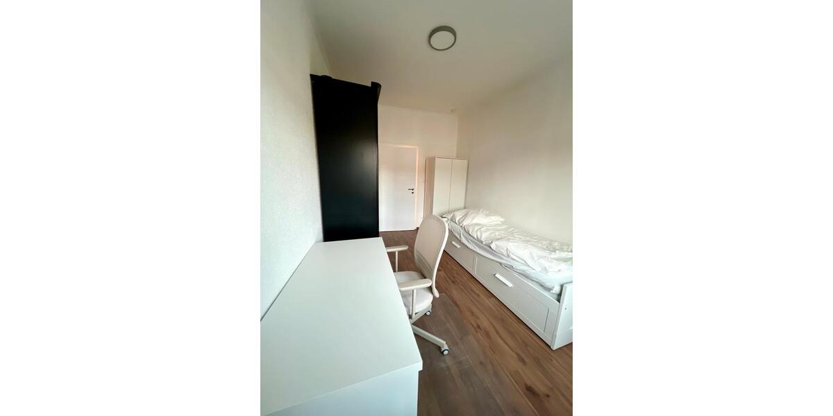 Dachgeschoßwohnung Düsseldorf Flingern Süd - 1 Zimmer, 12 m&sup2;, 690&euro; | Angebot:26372629